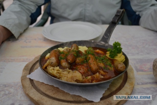 Немецкая кухня — королева колбасок и пива