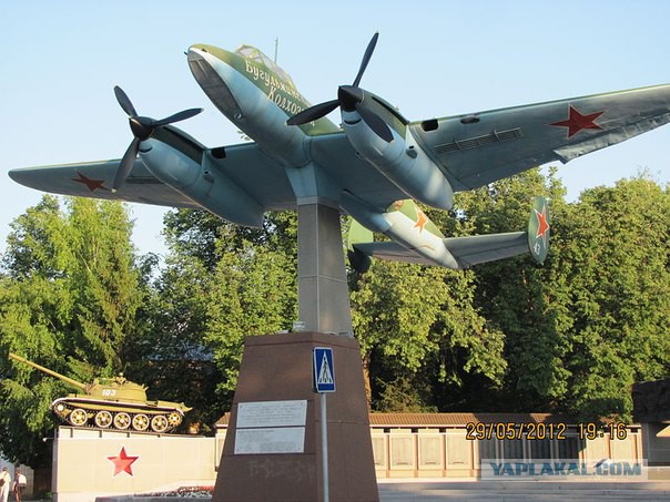 20 самых интересных авиапамятников