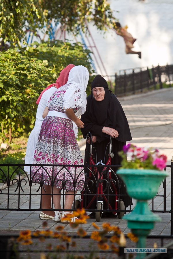 Это наша Россия! Другой  у нас не не будет ...