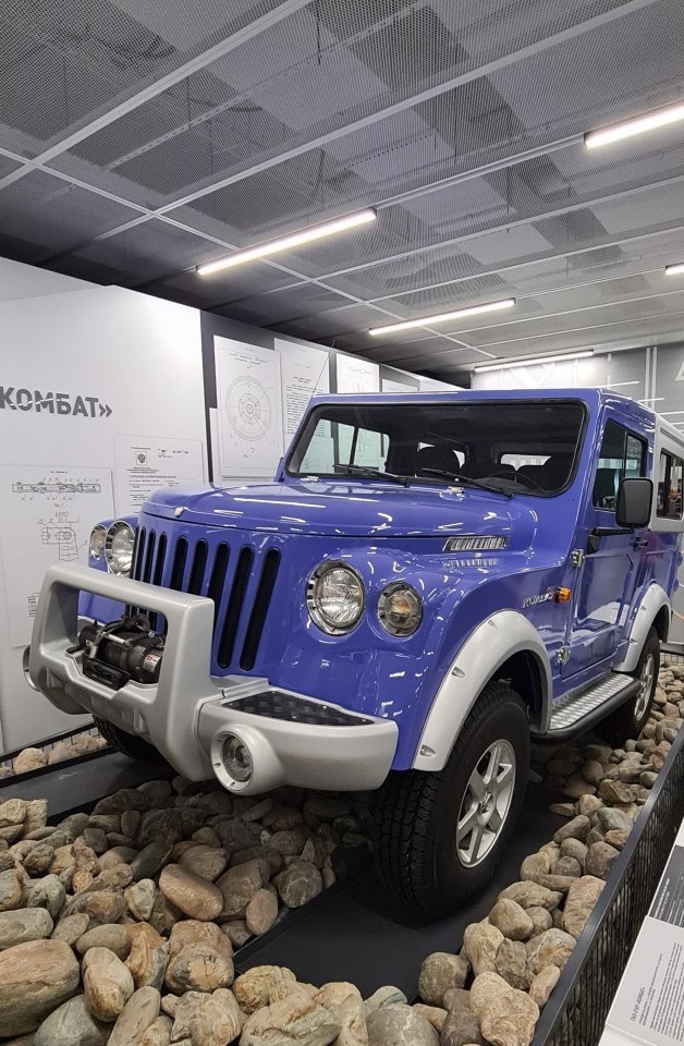 1948 Willys Jeepster. Автопятница №39.