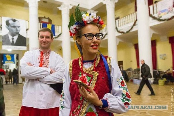 Крым рыдает и просит освобождения.