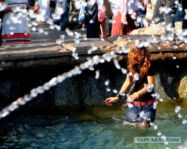 Водные процедуры у Кремля.