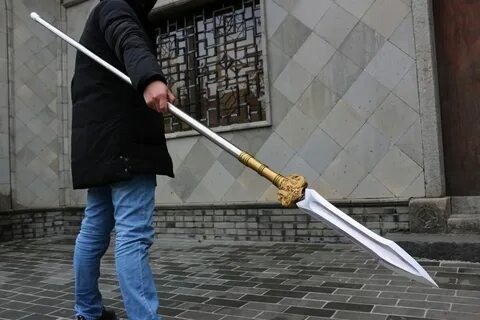 Когда нужен нож подлиннее, но у тебя короткие штаны