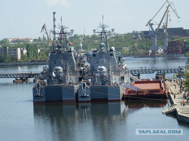Боевой корабль ЧФ России потопил украинский буксир