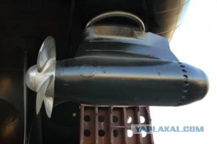 Что случится, если работающий фен опустить в воду?