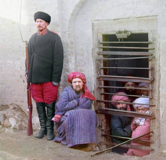 Глава узбекской диаспоры предлагает использовать слово «российский» даже к русским по национальности