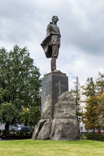 Страна с непредсказуемой ....историей.