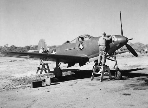 Р-39 Аэрокбра. Американская любимица сталинских соколов. История создания и основные модификации.
