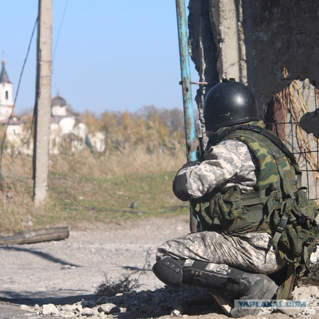 Зачистка аэропорта от войск украинских ВС