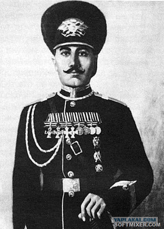 Армейские фотографии знаменитостей