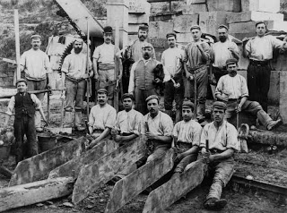 Египетский морок. Строительство колоссов, Сфинкса, пирамид на заре эры фотографий в 19 веке.