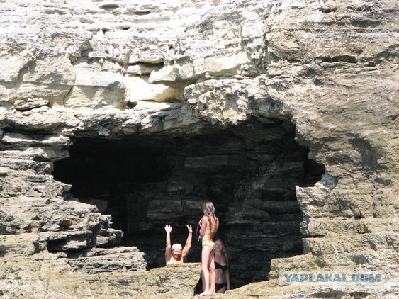 Мыс Тарханкут - самая западная точка Крыма.