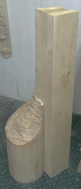 Изготовление заходного столба на лестницу