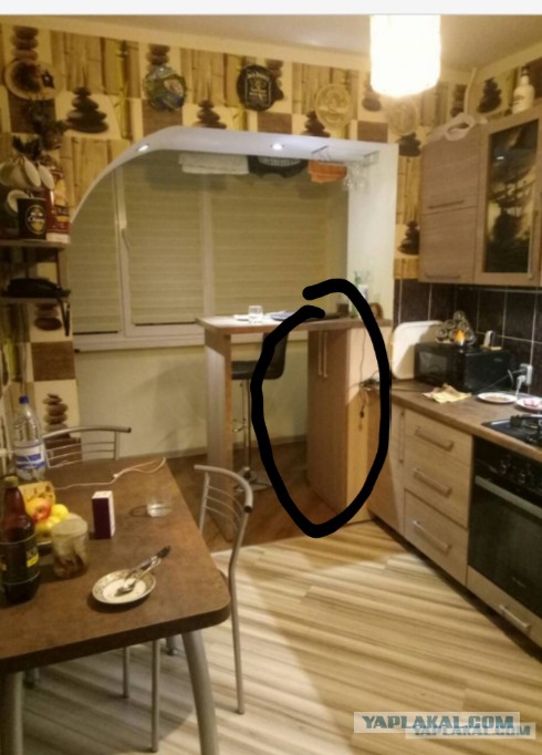 Друг объединил лоджию с кухней и не ожидал, что получится так плохо