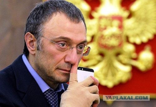 «Не более $10 тыс». Путин ограничил вывоз валюты
