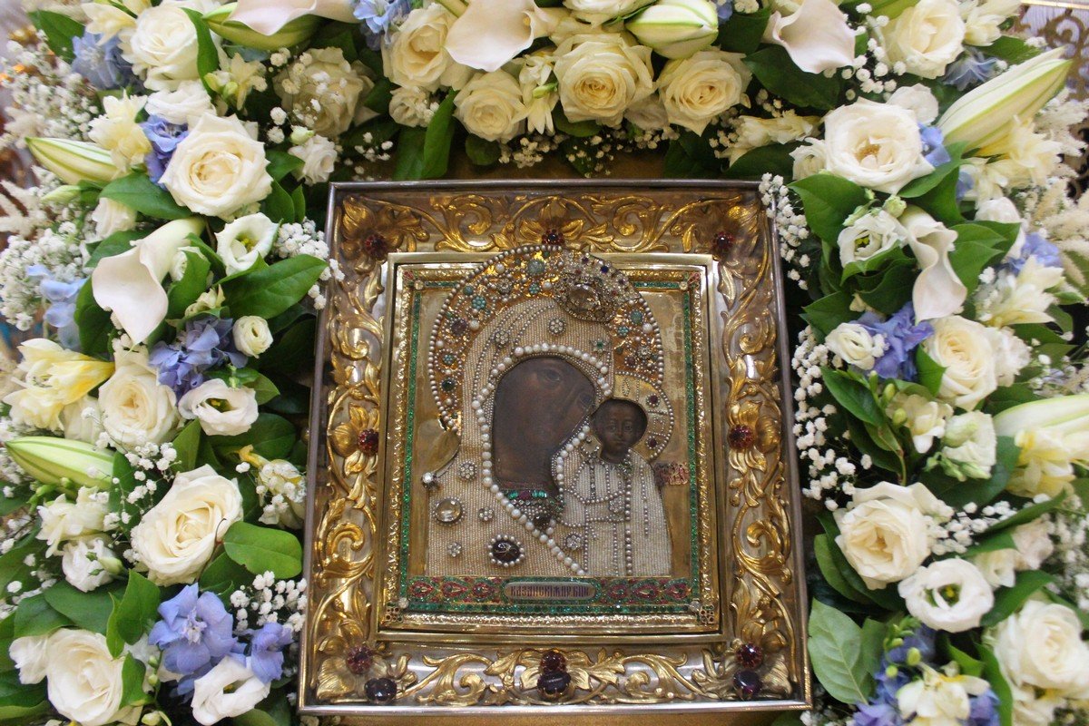 Казанская икона Божией матери в Елоховском соборе.