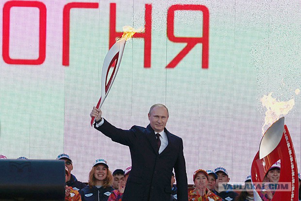 Сожгли палатки майдан-овцев в Киеве.