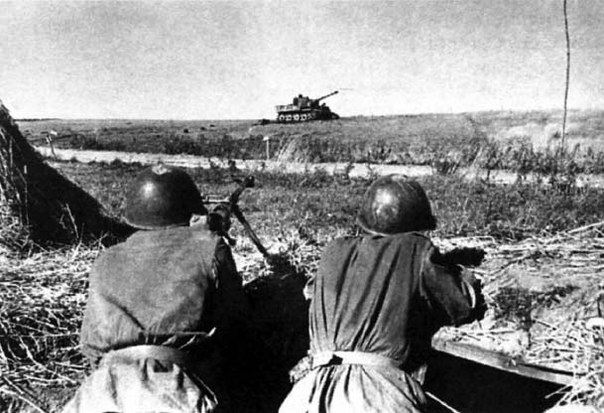 Сражение под Прохоровкой.