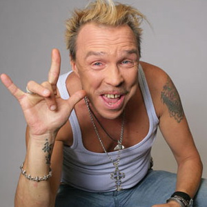 Фото актеров и музыкантов, из которых харизма плещет через край