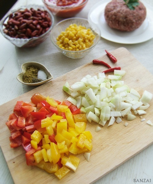 Чили кон карне