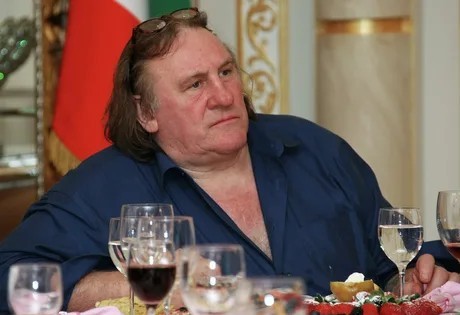 Ален Делон и Пьер Ришар пришли на поминальную службу по Бельмондо
