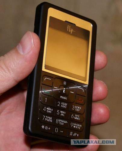 Nokia представила два новых кнопочных телефона с минимумом функций и большим запасом батареи