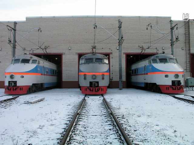 Самый скоростной электропоезд СССР. ЭР200