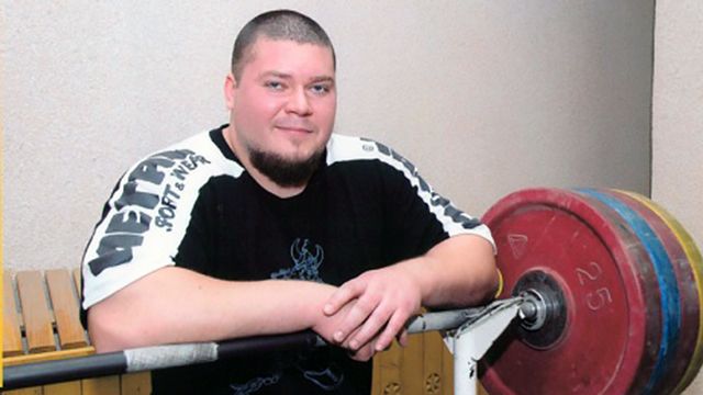 Скончался чемпион России по пауэрлифтингу Артем Ковальчук