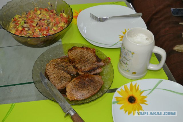 Гуакамоле(мой рецепт) с говяжими медальонами!