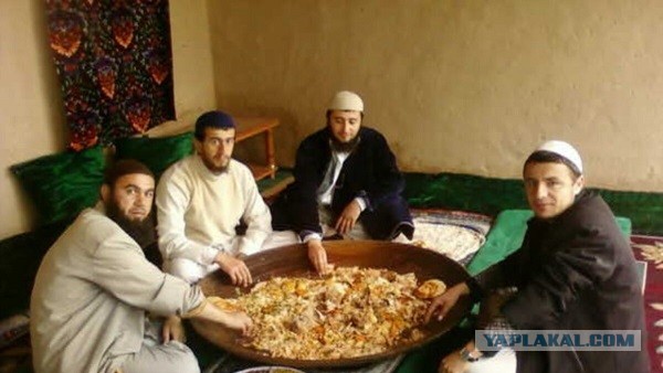Кто умеет читать по губам?