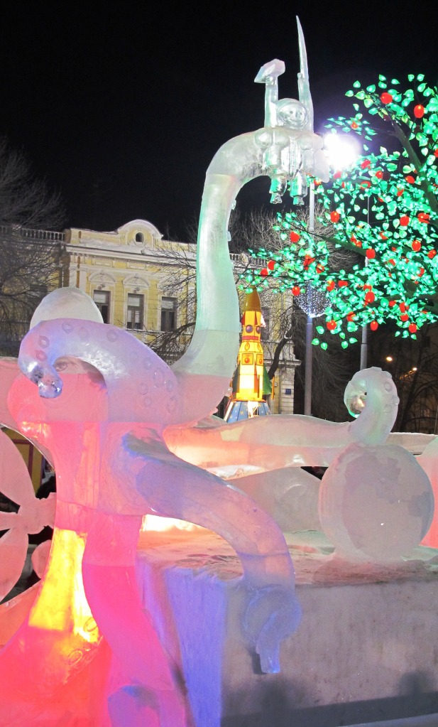 Юрий Гагарин в щупальцах осьминога Пауля