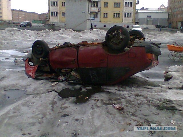 Подснежники гробы. г. Норильск