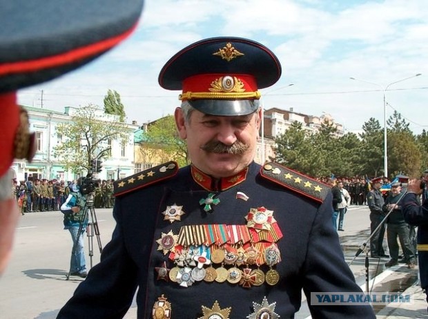 Очередной ряженый на Параде Победы сегодня