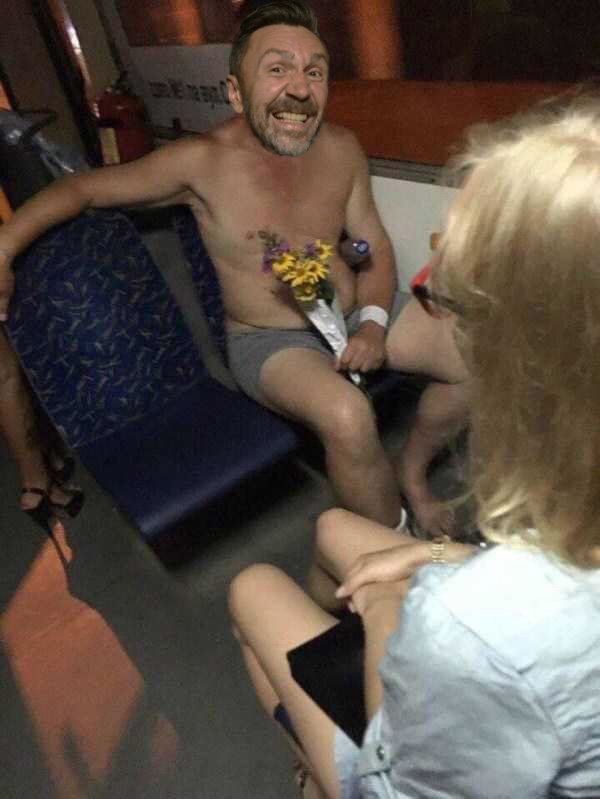 "Невозмутимая пассажирка"
