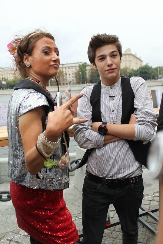 Частная жизнь суперзвезды!