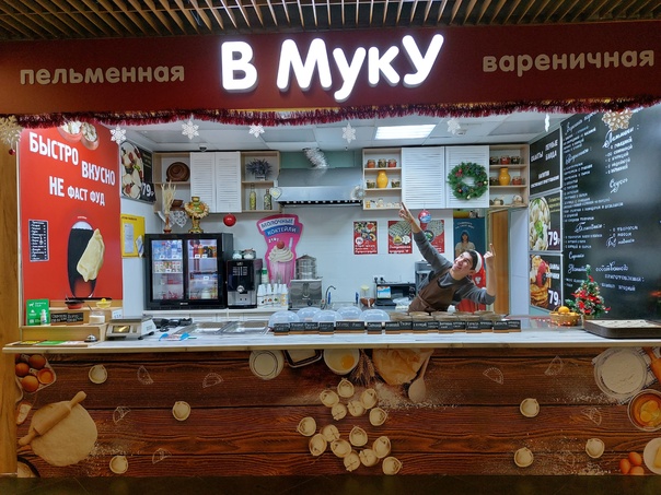 Девушки под ярким солнцем