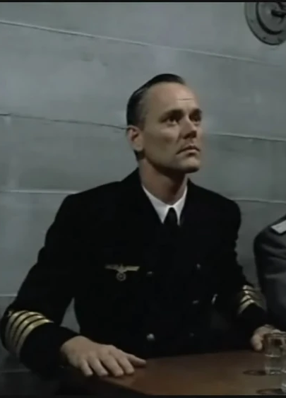 Персонажи и их реальные прототипы в фильме "Бункер" 2004 года.