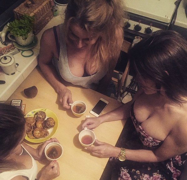 Ужасы и приколы из соцсетей 18+