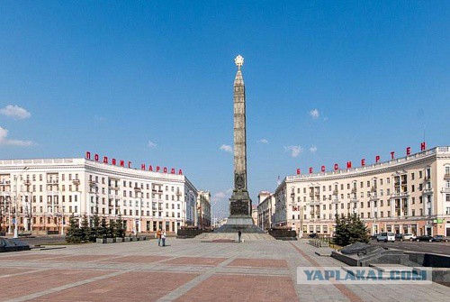 Байкер решил, что ему можно все! Но коробка разбила его мечты в шлеме