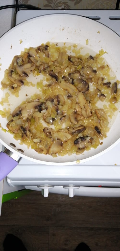 Грибной суп с гренками
