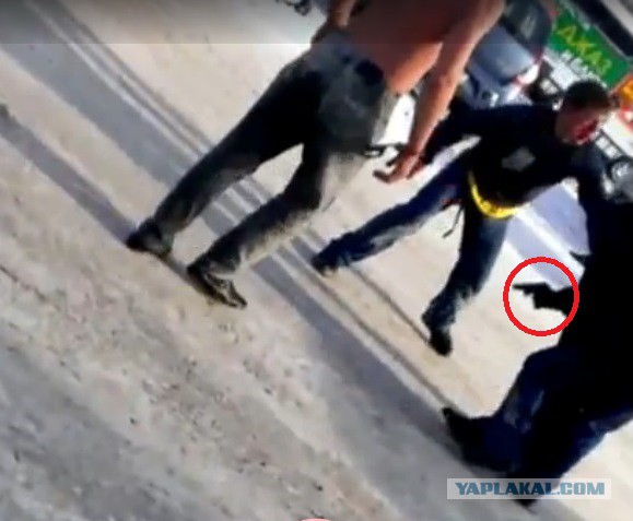 В Хабаровске сотрудник полиции застрелил дебошира