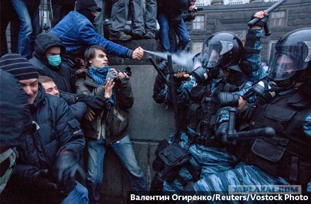 Снимки, запечатлевшие войска у Славянска