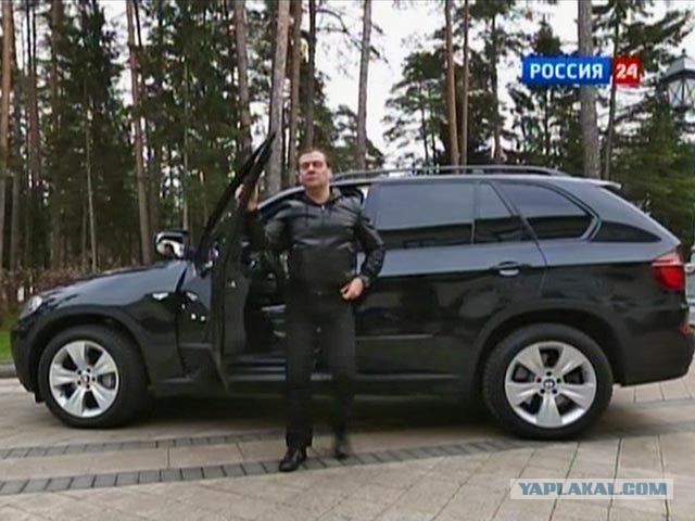 Медведев призвал не верить, тем кто обещает "золотые горы"