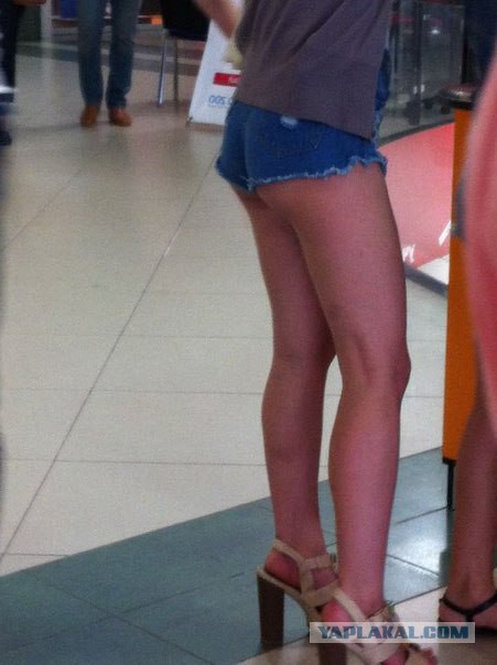 Подглядывание за девушками