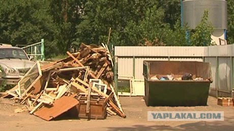 Отходы строительного мусора. Утилизация крупногабаритного мусора. Контейнерная площадка для крупногабаритного мусора. Отходы из жилищ несортированные крупногабаритные. Крупногабаритный мусор.