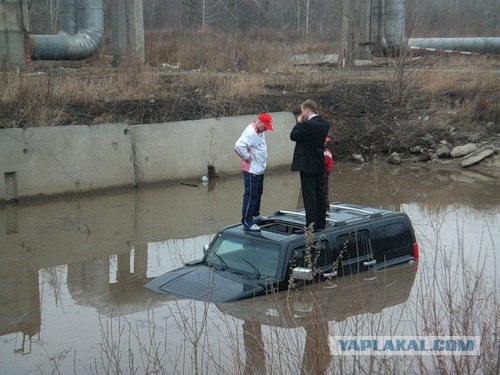Как Toyota Prado утонул в русской луже