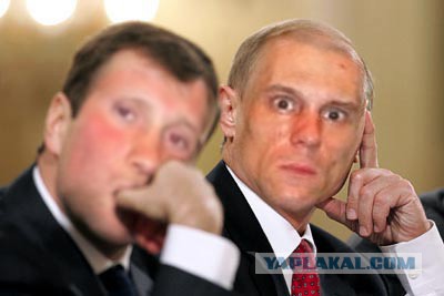 Тот самый (и уже забытый) "Дверь мне запилил"!