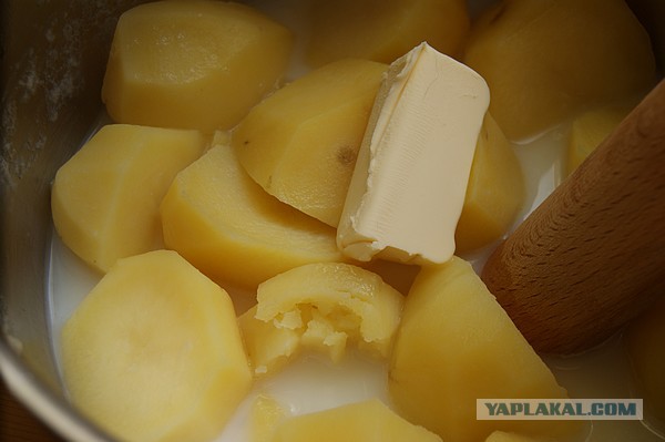 Блины с начинками и без, И пускай масленица  прошла..
