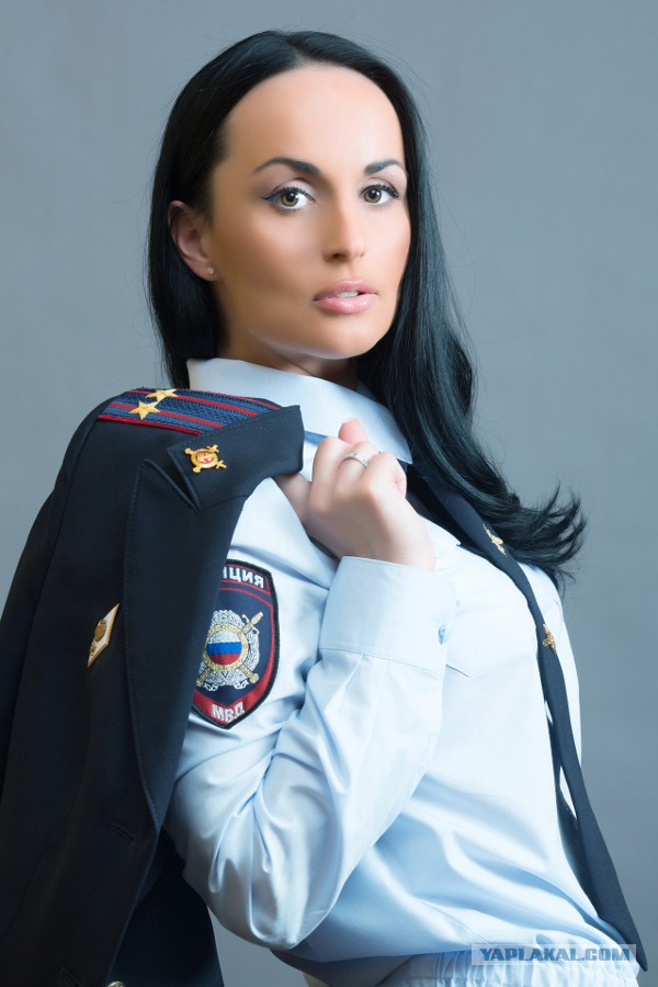 А как вам нравятся такие сотрудники полиции?
