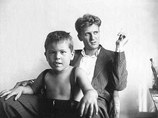 История в фотографиях
